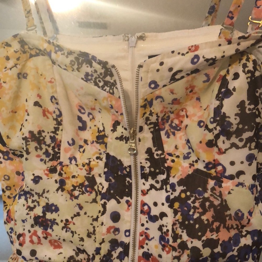 Dress - Picture 5 of 5